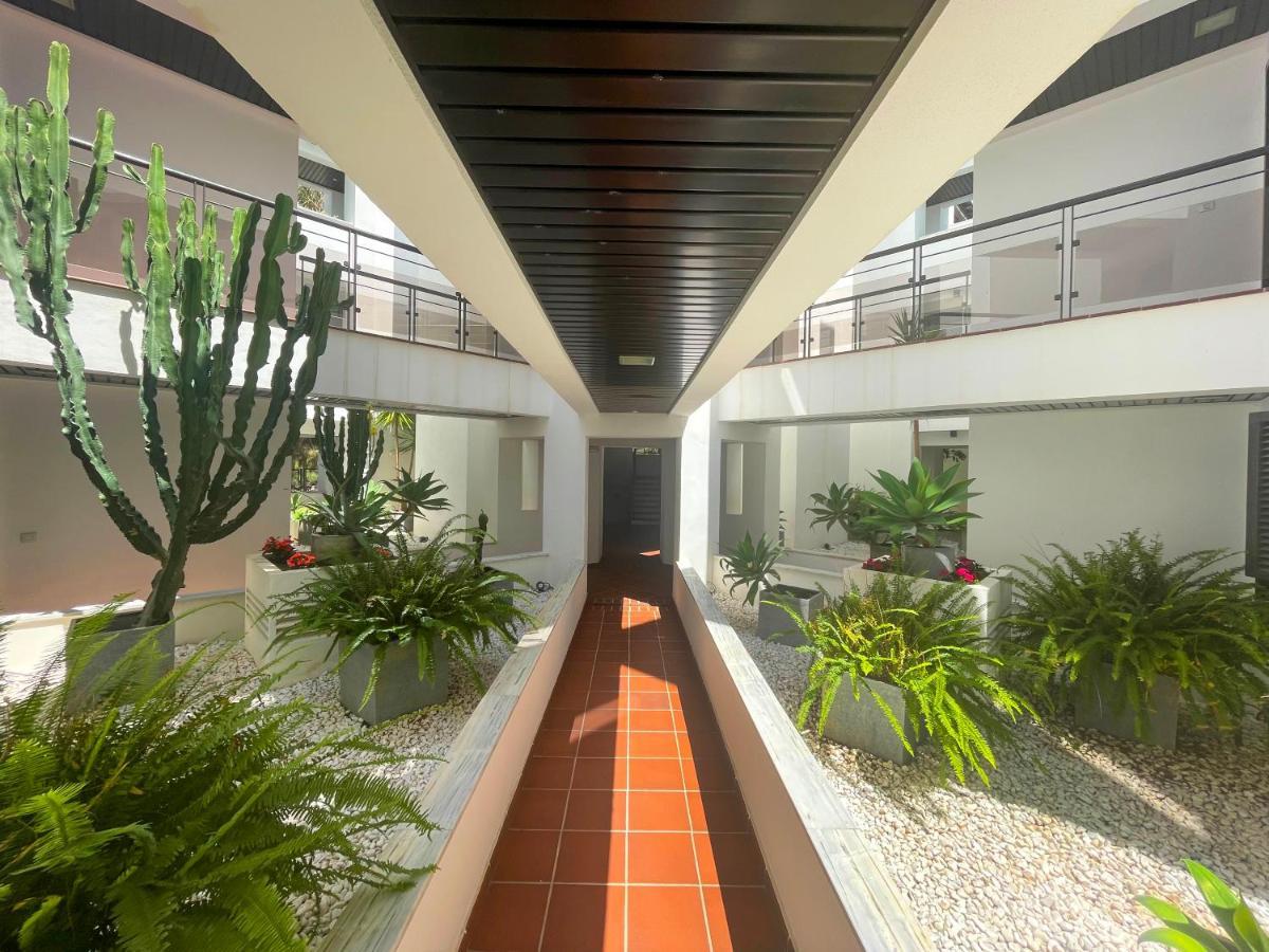 Exclusive Luxury Frontline Beach Penthouse Casares Del Mar - Estepona Extérieur photo